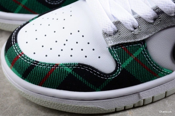 Dunk DV0827-100 Nike Low Plaid Tartan 0109